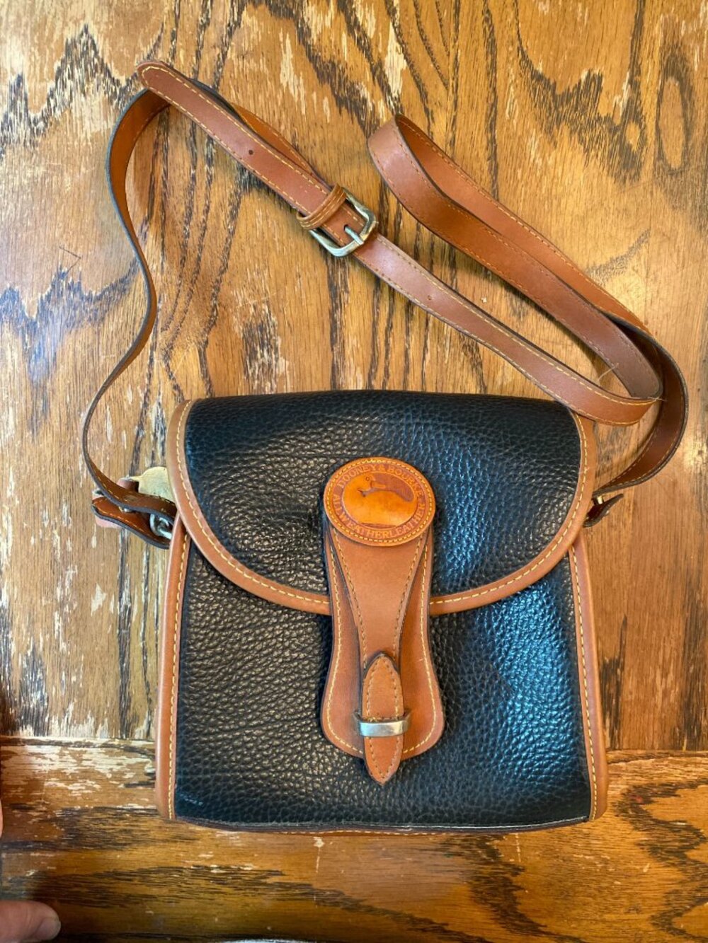 Vintage Dooney & Bourke Essex Mini Crossbody Bag USA Black & Brown - Picture 10 of 10